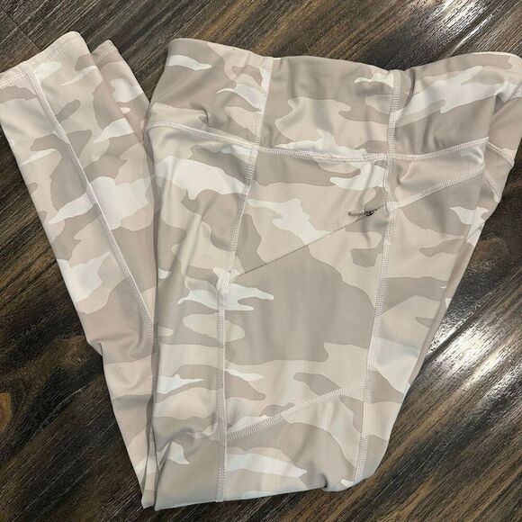 Athleta Leggings - Picture 2 of 6